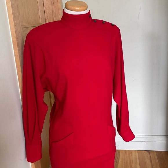 🎉 HOST PICK 🎉  Vintage Malcolm Pearce/Holt Renfrew Long Red Gown, Size 6 🇨🇦 - Picture 3 of 15